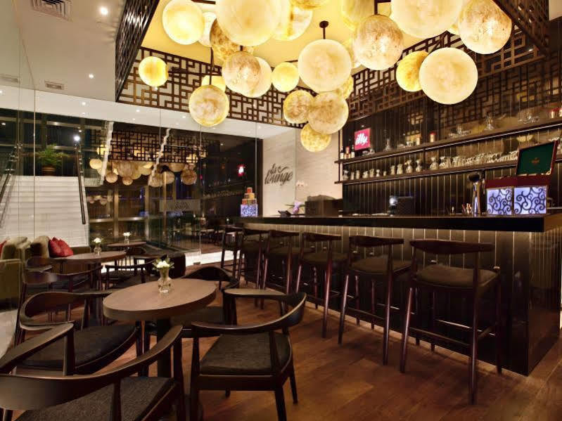 Aston Priority Simatupang Hotel And Conference Center Jakarta Extérieur photo